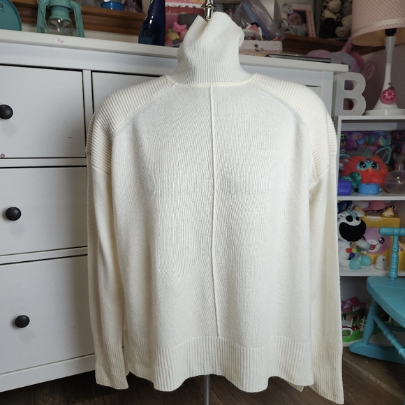 maje moby 100% cashmere Turtleneck Sweater Off-White cream lightweight women's 2 - Picture 6 of 16